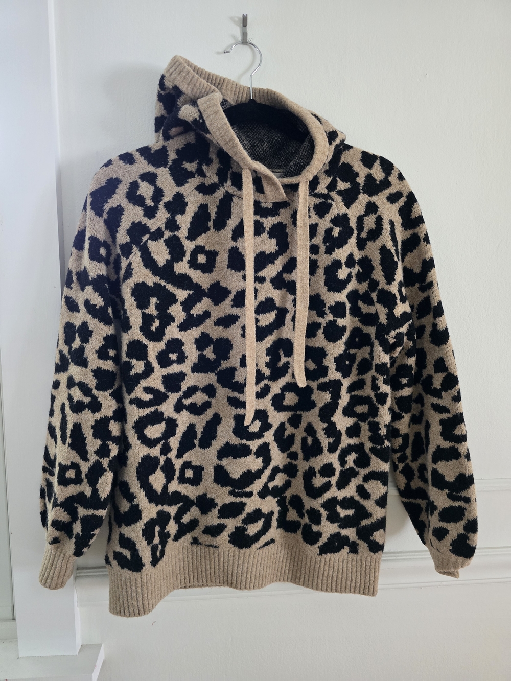 Loft Jacquard Hooded Sweater - Beige/Black